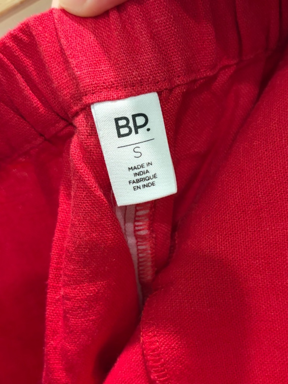 BP Embroidered Red Set - Picture 6 of 6